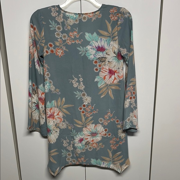 Lord & Taylor Floral Print V-Neck Dress - Picture 6 of 10